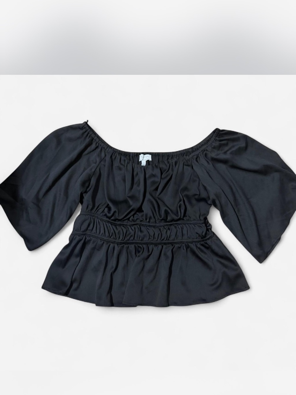 Sofia Vergara Women’s Black Off-Shoulder Peplum Top SZ Large
